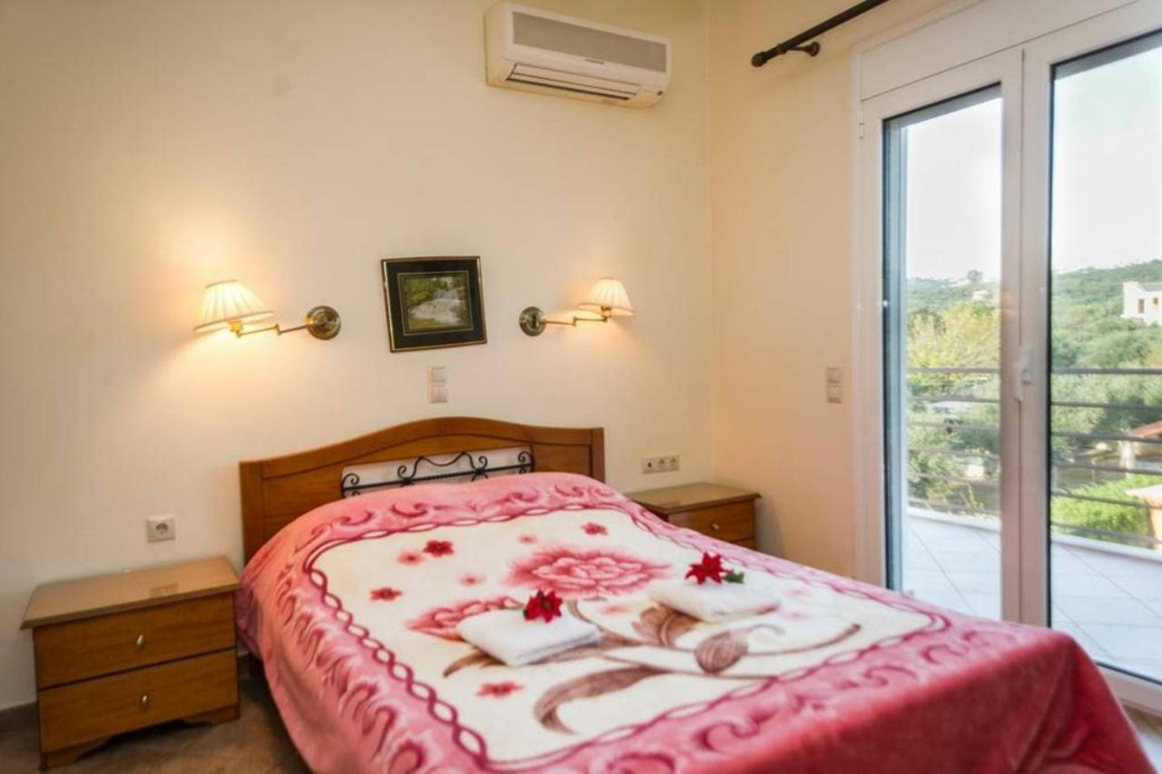 Cozy Flats In An Olive Grove By The Sandy Beach Kánalos Esterno foto